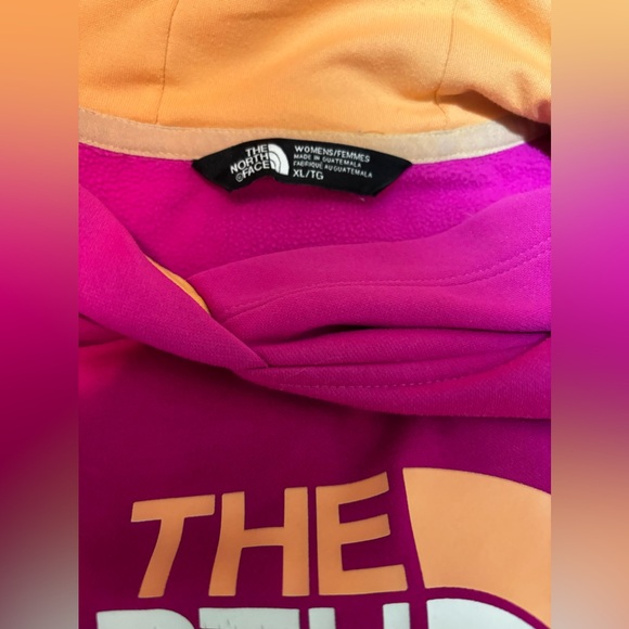 Women’s North Face Hoodie - Picture 7 of 9